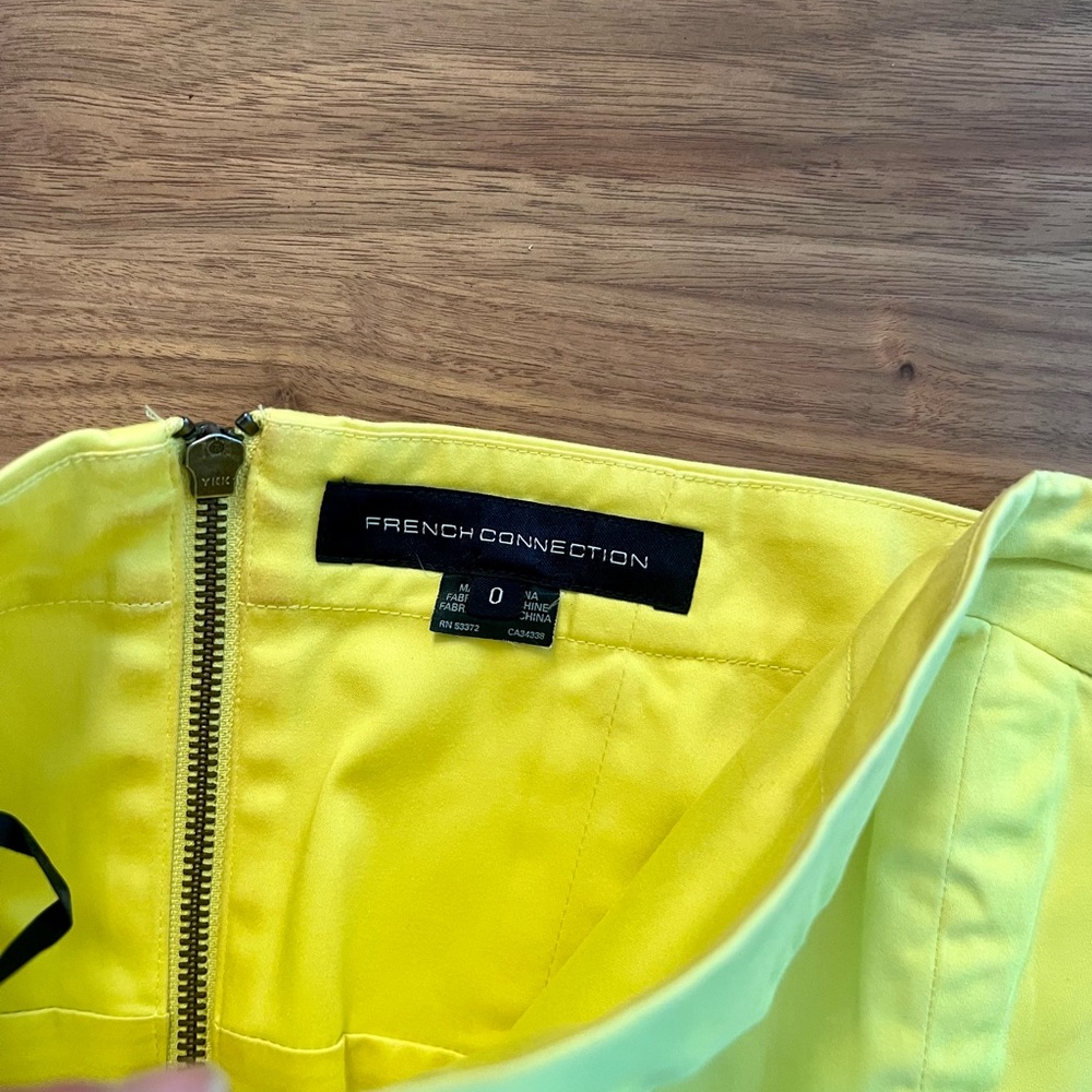 French Connection yellow strapless back-zip dress - Picture 3 of 6